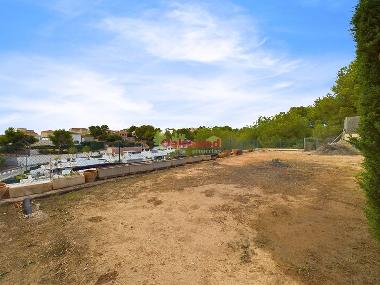 Villa for Sale in Pinar De Campoverde, Alicante 54