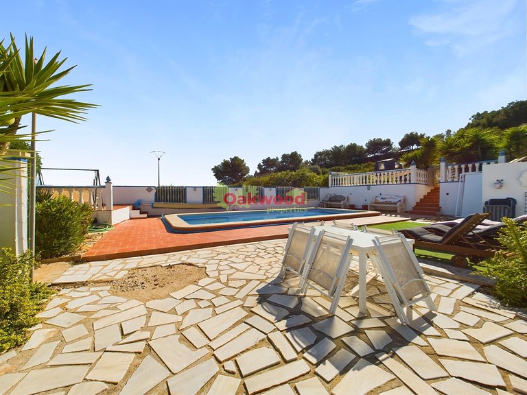 Villa for Sale in Pinar De Campoverde, Alicante 48