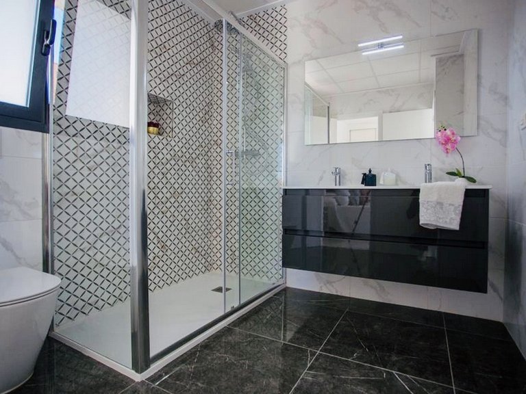 Villa for Sale in Los Montesinos, Alicante 15