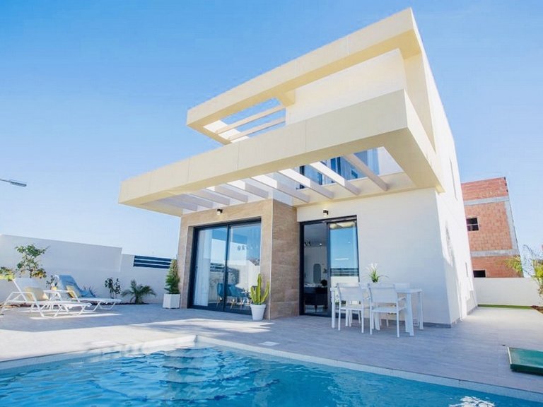 Villa for Sale in Los Montesinos, Alicante 22
