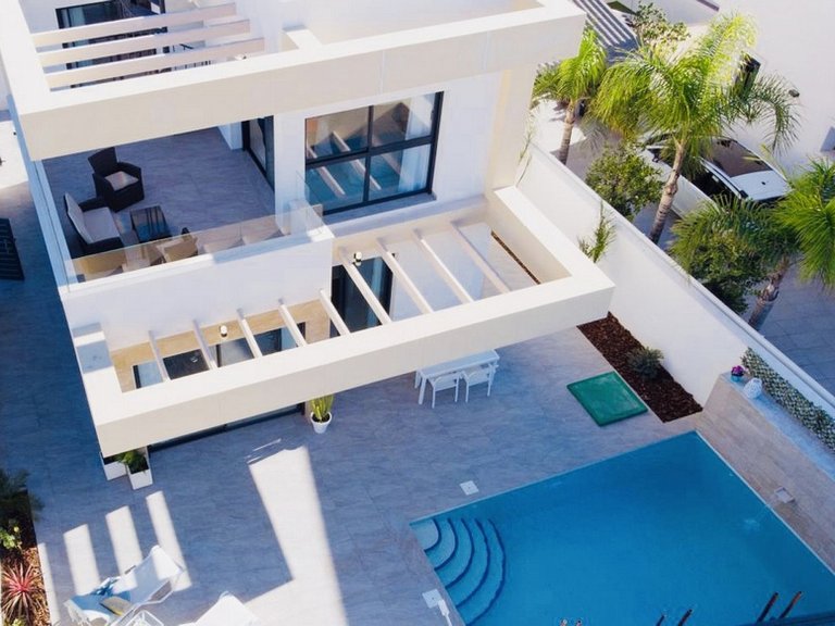 Villa for Sale in Los Montesinos, Alicante 20