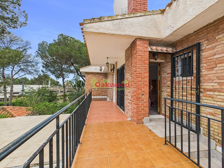 Apartment for Sale in Pinar De Campoverde, Alicante 28