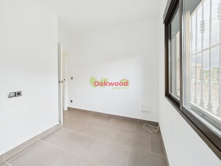 Apartment for Sale in Pinar De Campoverde, Alicante 17