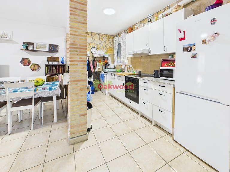 Villa for Sale in Pinar De Campoverde, Alicante 8
