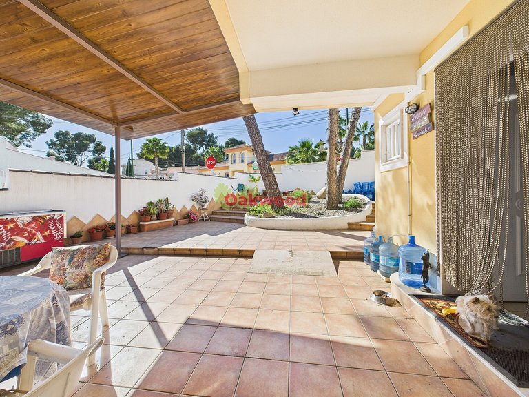Villa for Sale in Pinar De Campoverde, Alicante 25