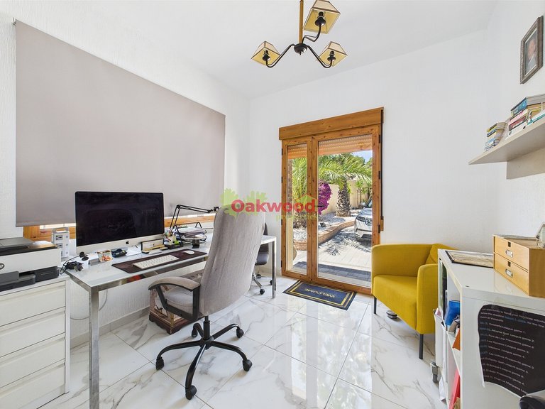 Villa for Sale in Pinar De Campoverde, Alicante 21