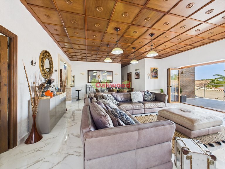 Villa for Sale in Pinar De Campoverde, Alicante 7