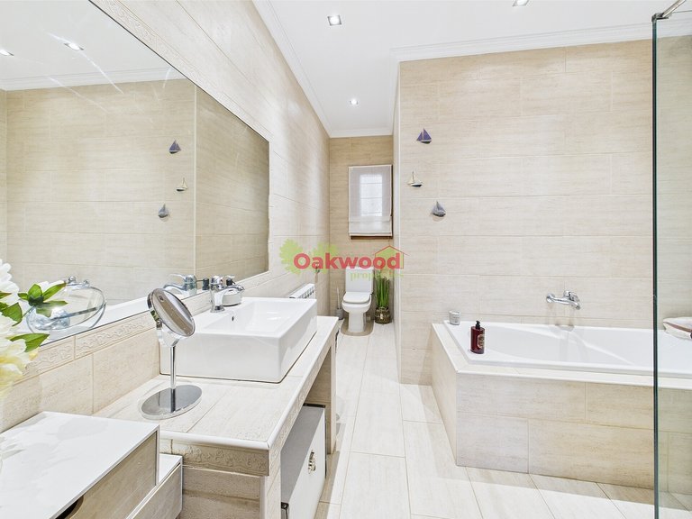 Villa for Sale in Pinar De Campoverde, Alicante 43