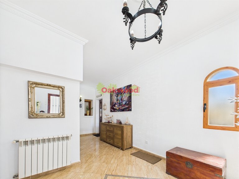 Villa for Sale in Pinar De Campoverde, Alicante 48