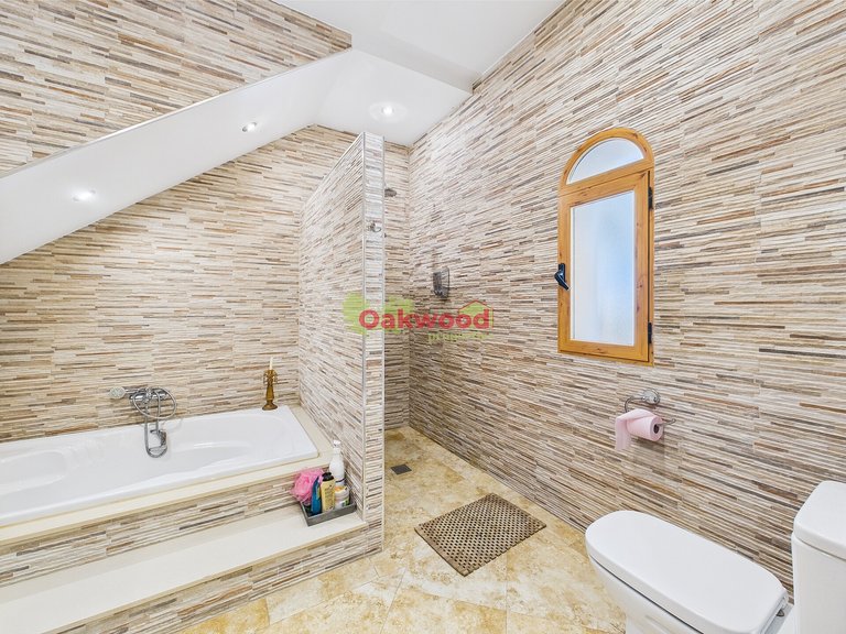 Villa for Sale in Pinar De Campoverde, Alicante 31