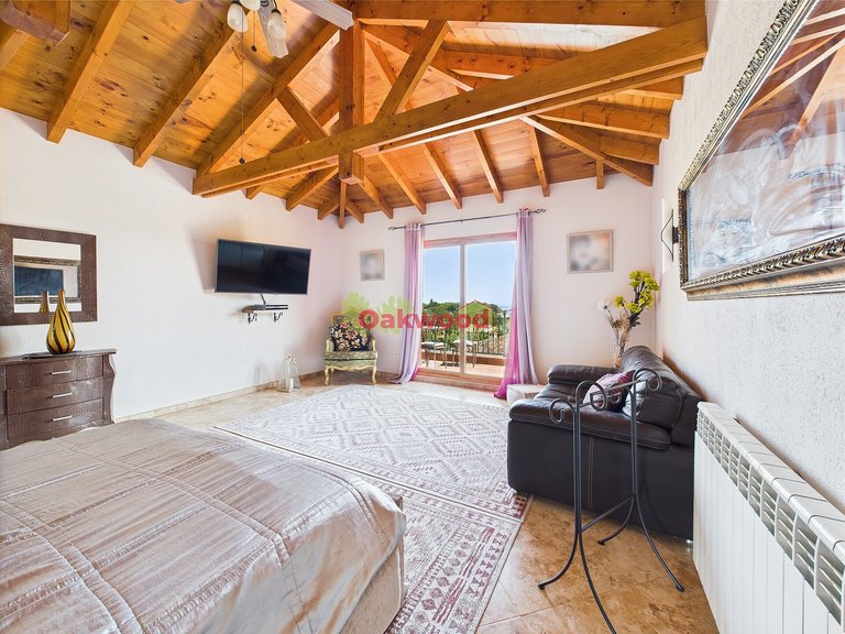 Villa for Sale in Pinar De Campoverde, Alicante 24