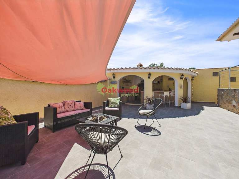 Villa for Sale in Pinar De Campoverde, Alicante 14