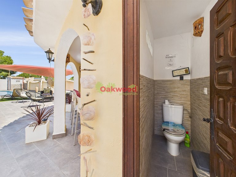 Villa for Sale in Pinar De Campoverde, Alicante 16