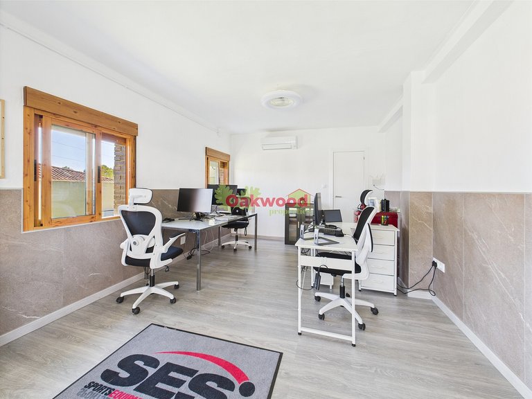 Villa for Sale in Pinar De Campoverde, Alicante 46