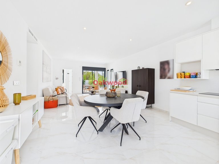 Villa for Sale in Pinar De Campoverde, Alicante 8