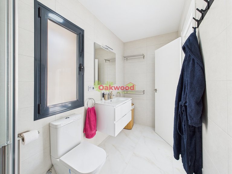 Villa for Sale in Pinar De Campoverde, Alicante 24