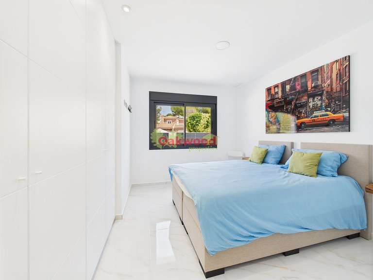 Villa for Sale in Pinar De Campoverde, Alicante 16