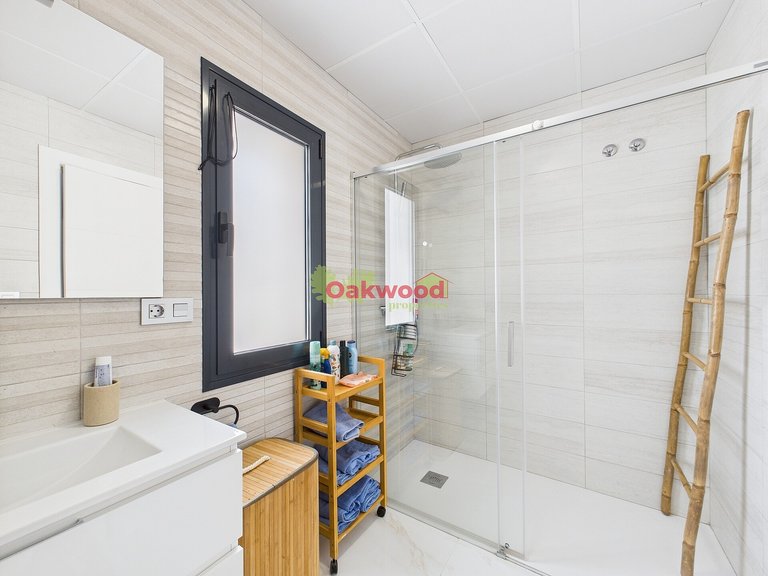 Villa for Sale in Pinar De Campoverde, Alicante 22