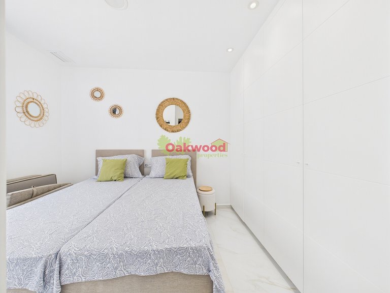 Villa for Sale in Pinar De Campoverde, Alicante 20