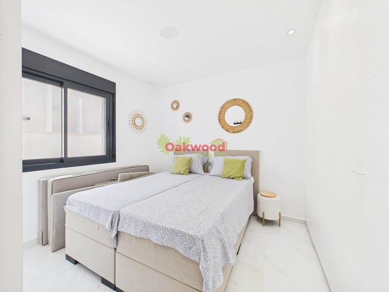 Villa for Sale in Pinar De Campoverde, Alicante 18