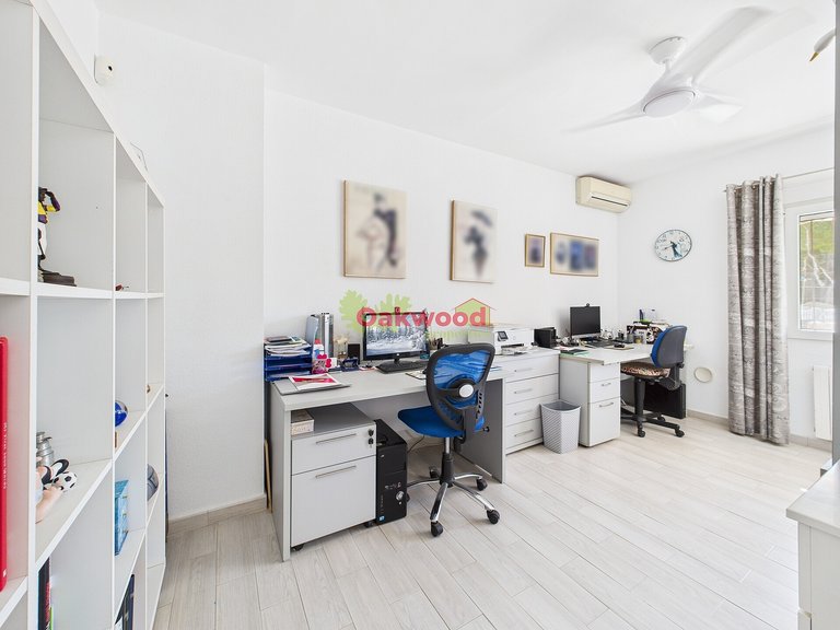 Villa for Sale in Pinar De Campoverde, Alicante 19