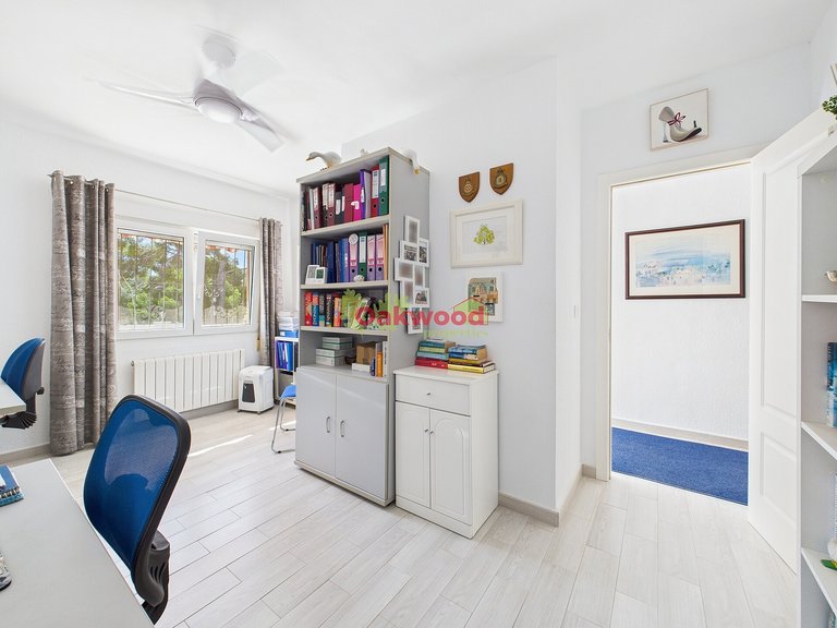 Villa for Sale in Pinar De Campoverde, Alicante 20