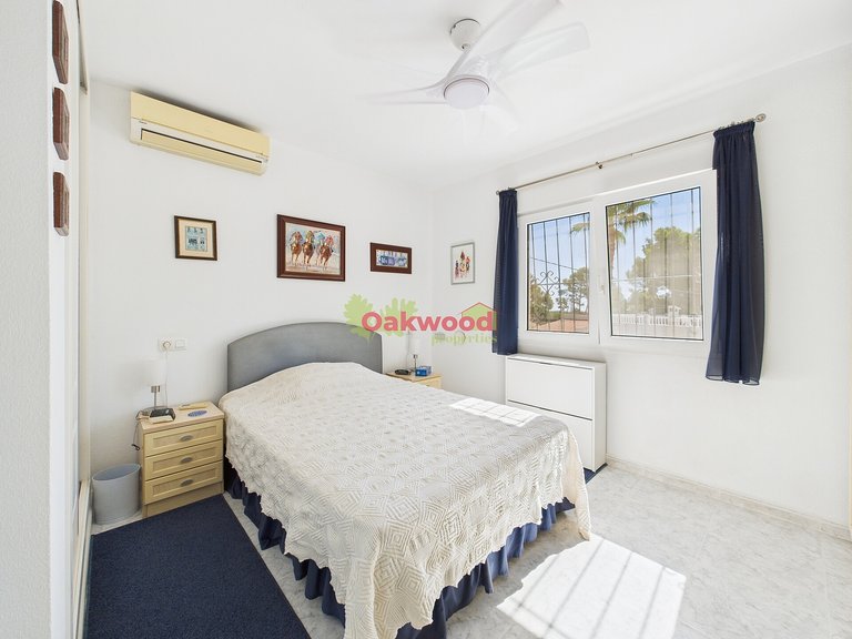 Villa for Sale in Pinar De Campoverde, Alicante 12