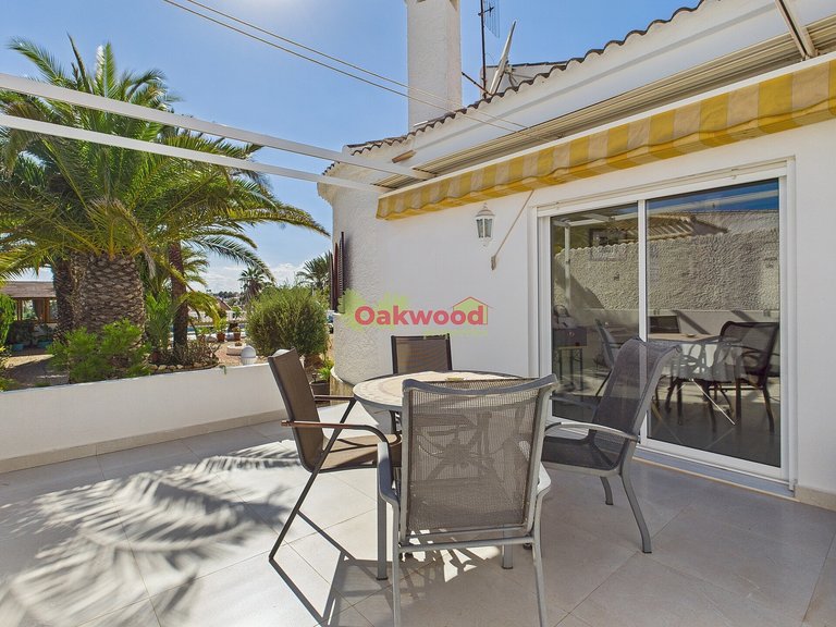 Villa for Sale in Mil Palmeras, Alicante 31