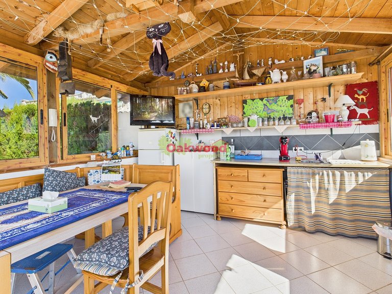 Villa for Sale in Mil Palmeras, Alicante 29