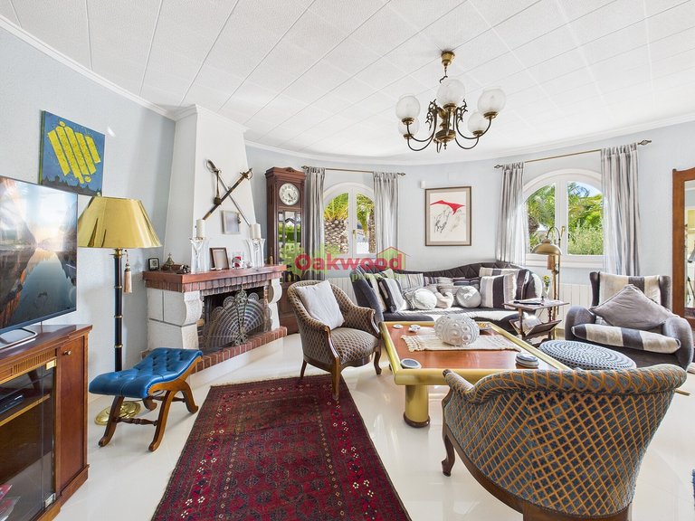 Villa for Sale in Mil Palmeras, Alicante 7