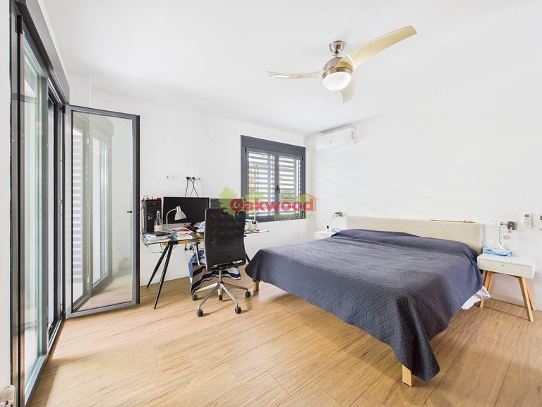 Villa for Sale in Pinar De Campoverde, Alicante 19