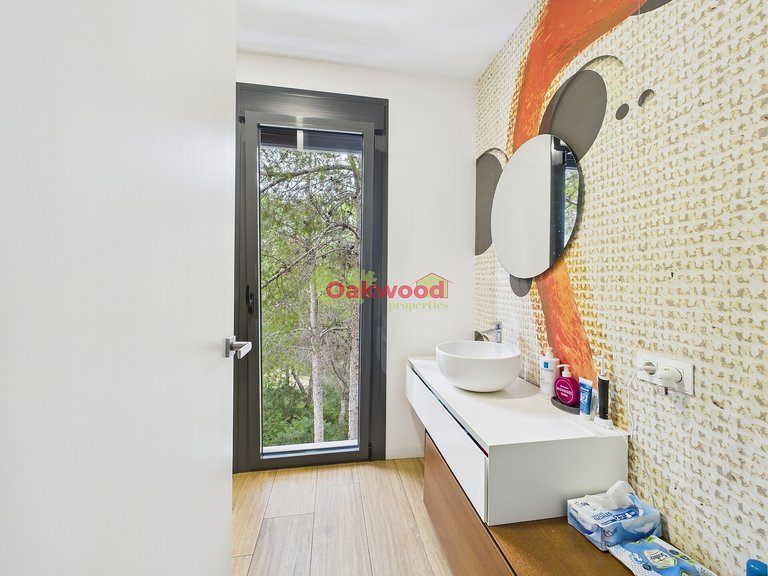 Villa for Sale in Pinar De Campoverde, Alicante 23