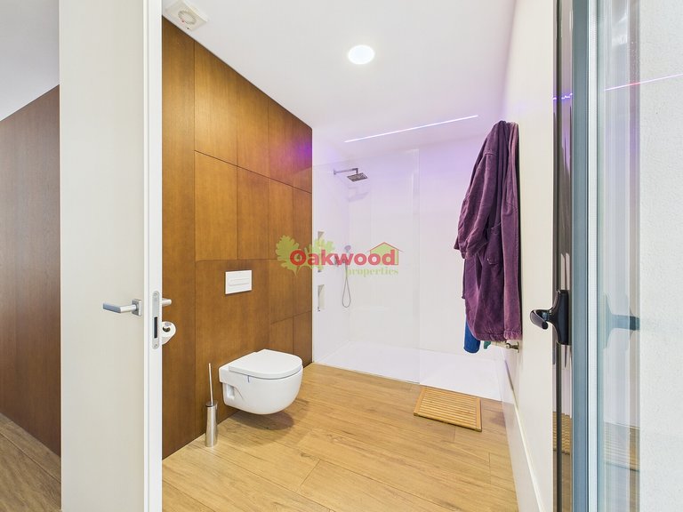 Villa for Sale in Pinar De Campoverde, Alicante 24