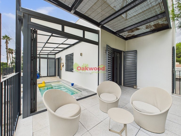 Villa for Sale in Pinar De Campoverde, Alicante 36