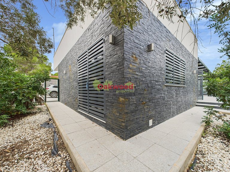 Villa for Sale in Pinar De Campoverde, Alicante 48