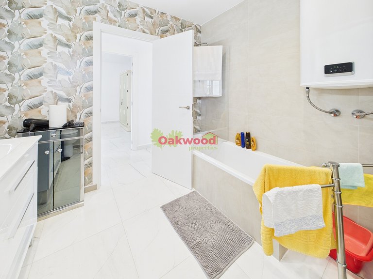 Villa for Sale in Pinar De Campoverde, Alicante 12