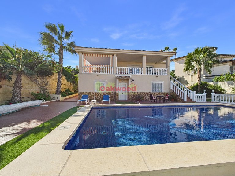 Villa for Sale in Almoradi, Alicante 41