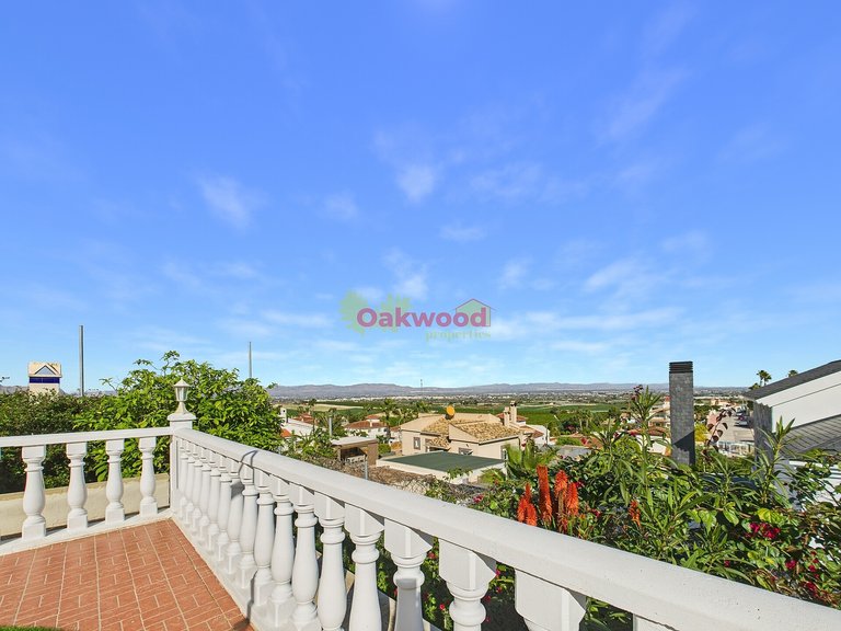 Villa for Sale in Almoradi, Alicante 36