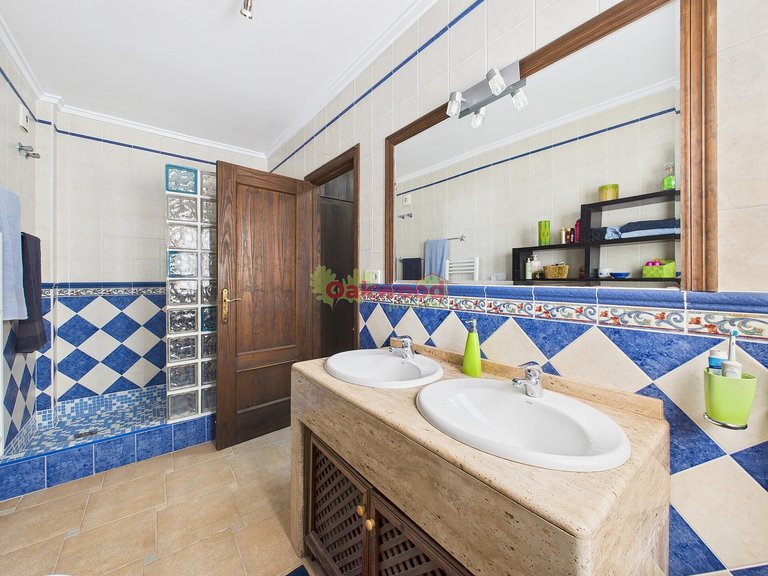 Villa for Sale in Almoradi, Alicante 23