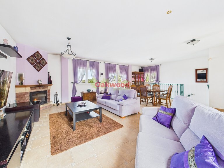 Villa for Sale in Almoradi, Alicante 4