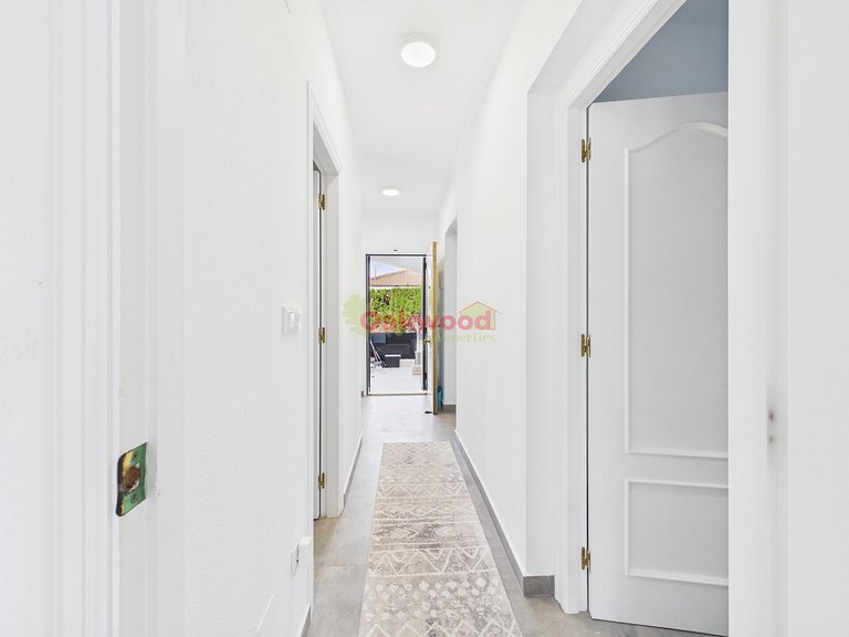 Villa for Sale in Pinar De Campoverde, Alicante 20
