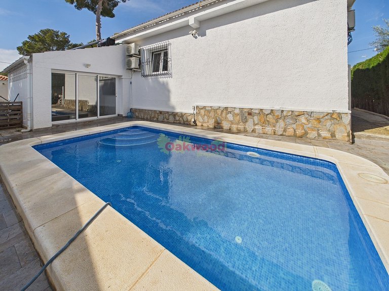 Villa for Sale in Pinar De Campoverde, Alicante 2