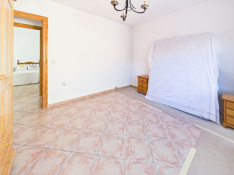 Villa for Sale in Albatera, Alicante 19