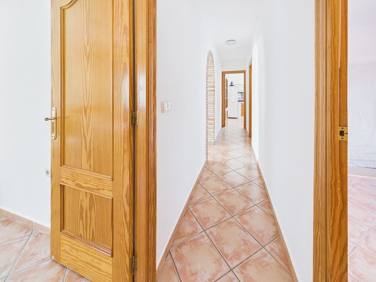 Villa for Sale in Albatera, Alicante 10