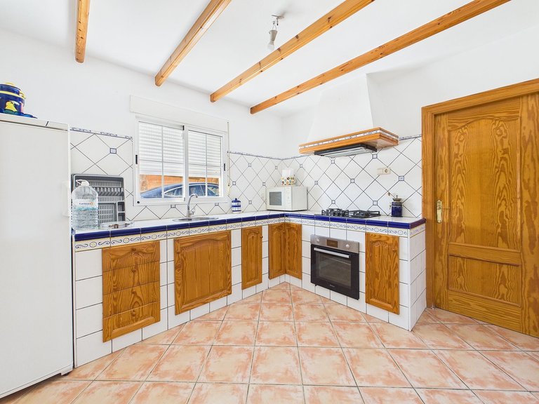 Villa for Sale in Albatera, Alicante 9