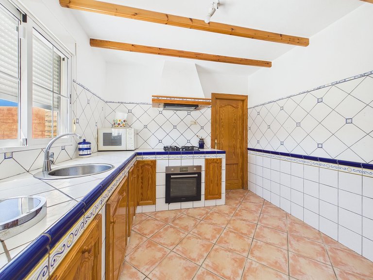 Villa for Sale in Albatera, Alicante 8