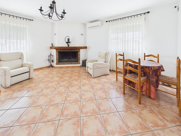 Villa for Sale in Albatera, Alicante 6