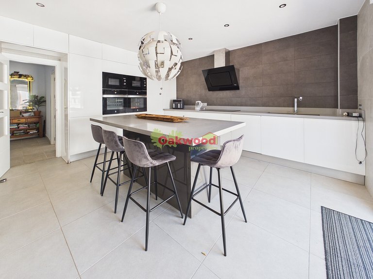 Villa for Sale in Pinar De Campoverde, Alicante 9