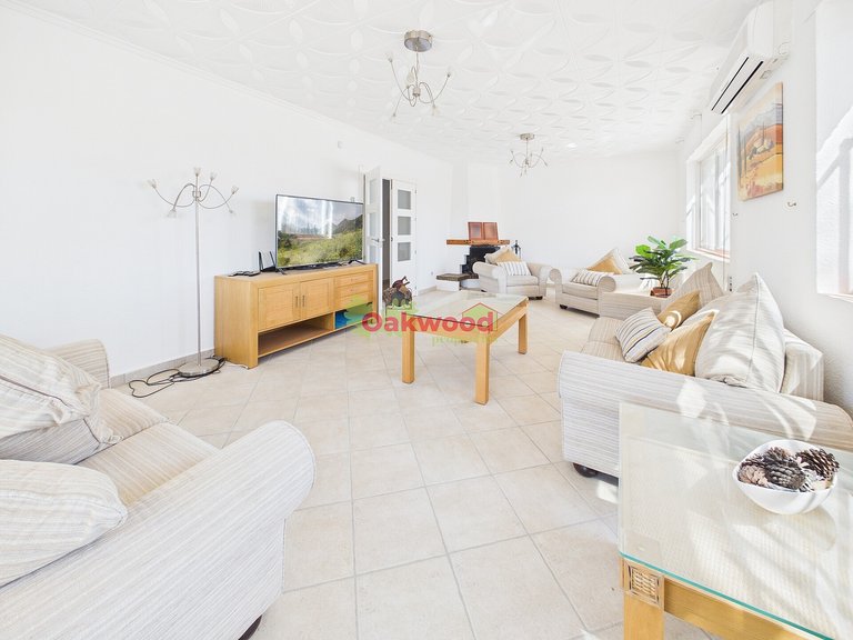 Villa for Sale in Pinar De Campoverde, Alicante 5