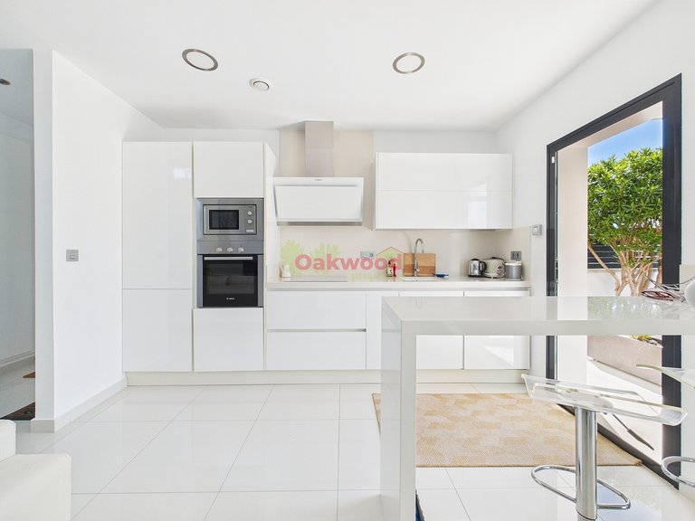 Villa for Sale in Lo Romero Golf, Alicante 6